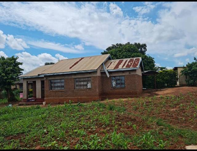 3 BEDROOM HOUSE FOR SALE IN THOHOYANDOU M